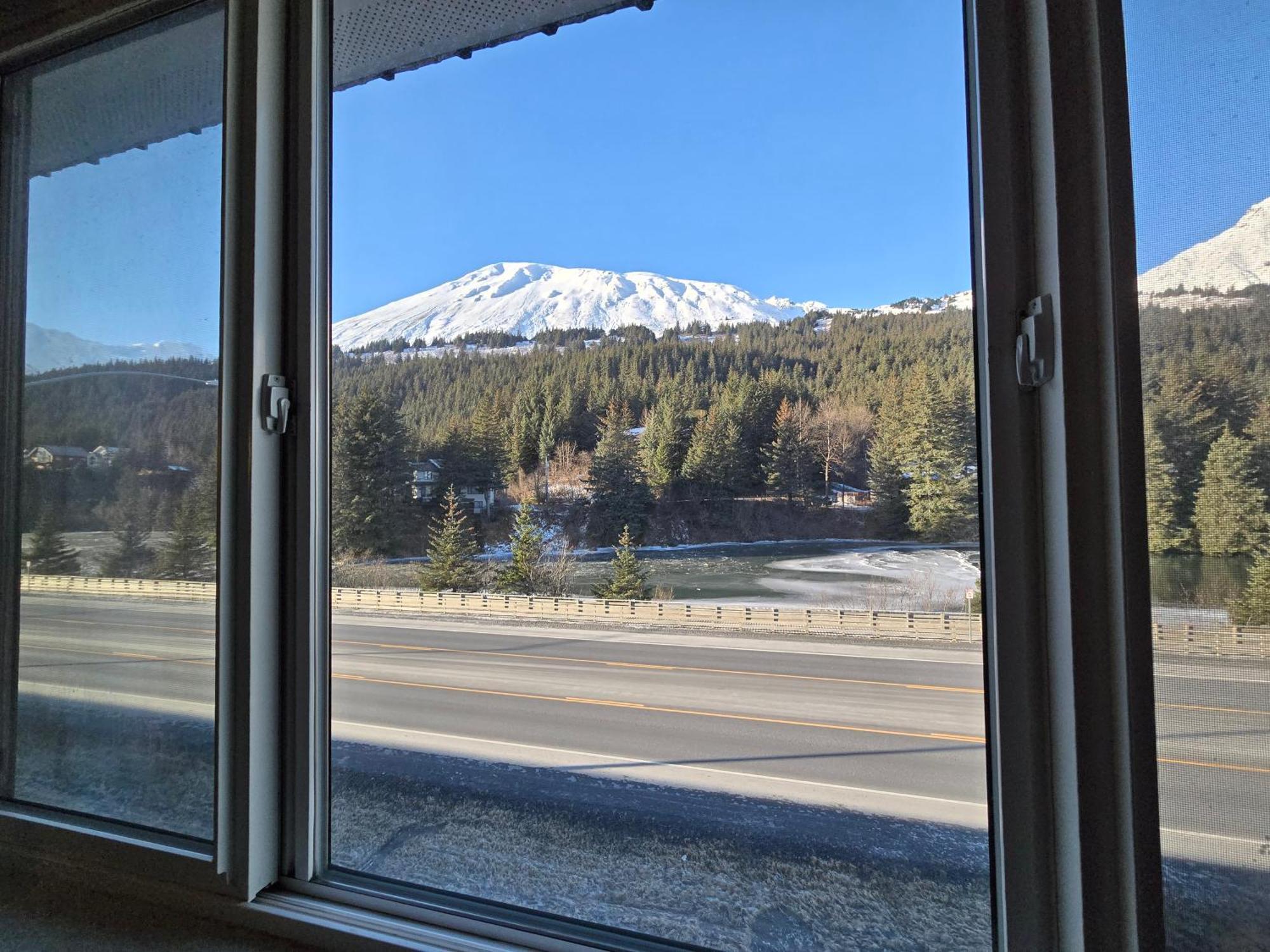 Breeze Inn Motel Seward Exterior foto